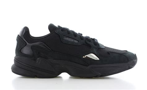 adidas falcon zwart sale